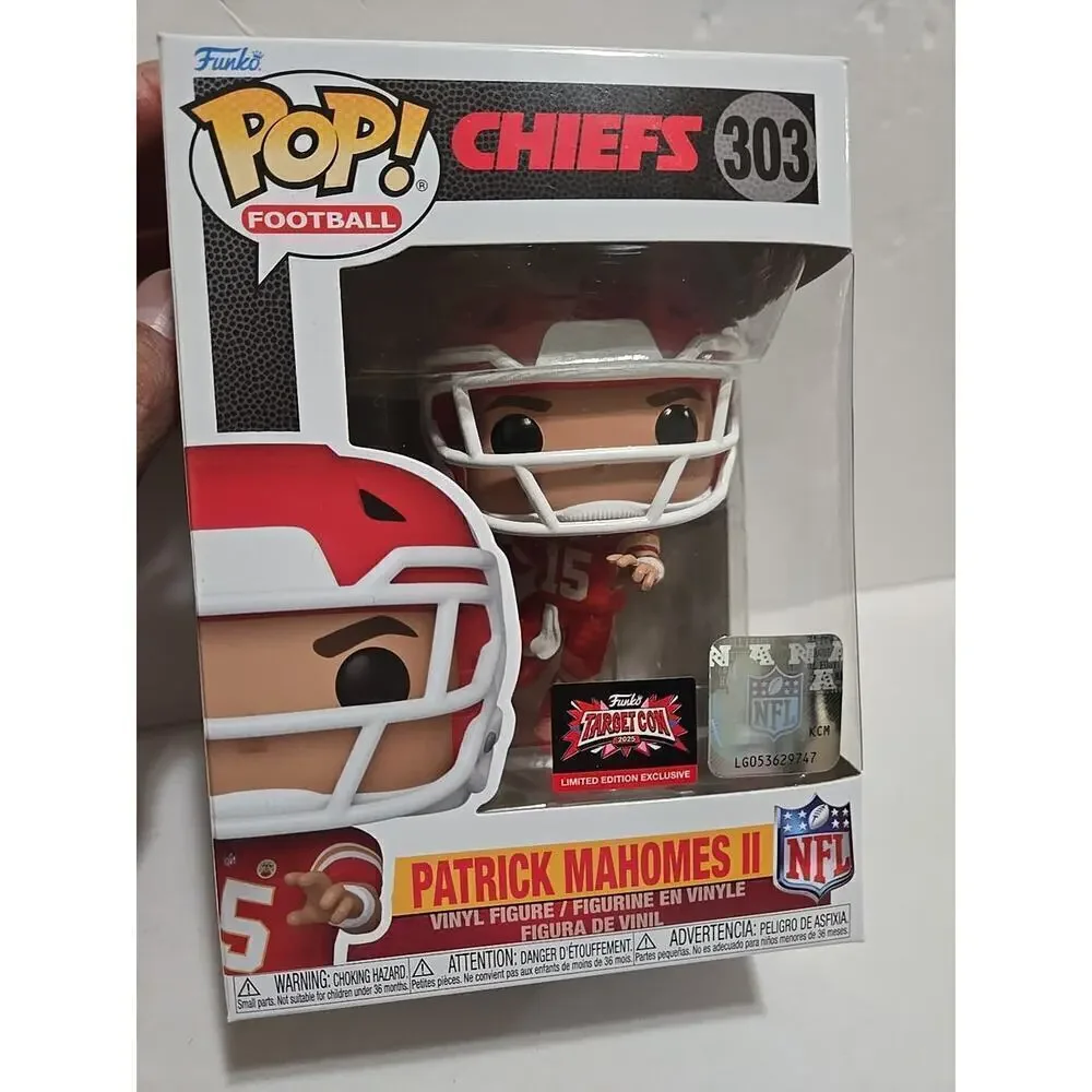PATRICK MAHOMES FUNKO POP! FOOTBALL 303: KANSAS CITY CHIEFS - FIGURE! TARGETCON!